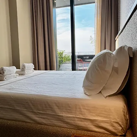 Pikat By Tis Aparthotel Vlorë