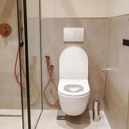 Aparthotel Pikat By Tis Vlorë