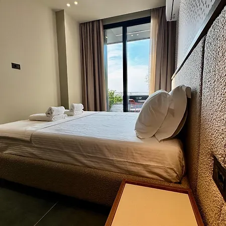 Pikat By Tis Aparthotel Vlorë