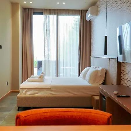 Pikat By Tis Aparthotel 3*