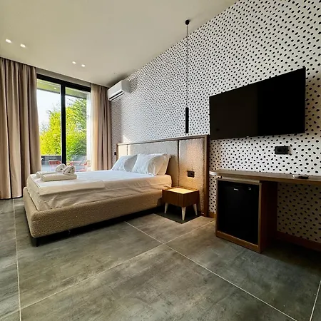 Aparthotel Pikat By Tis 3*